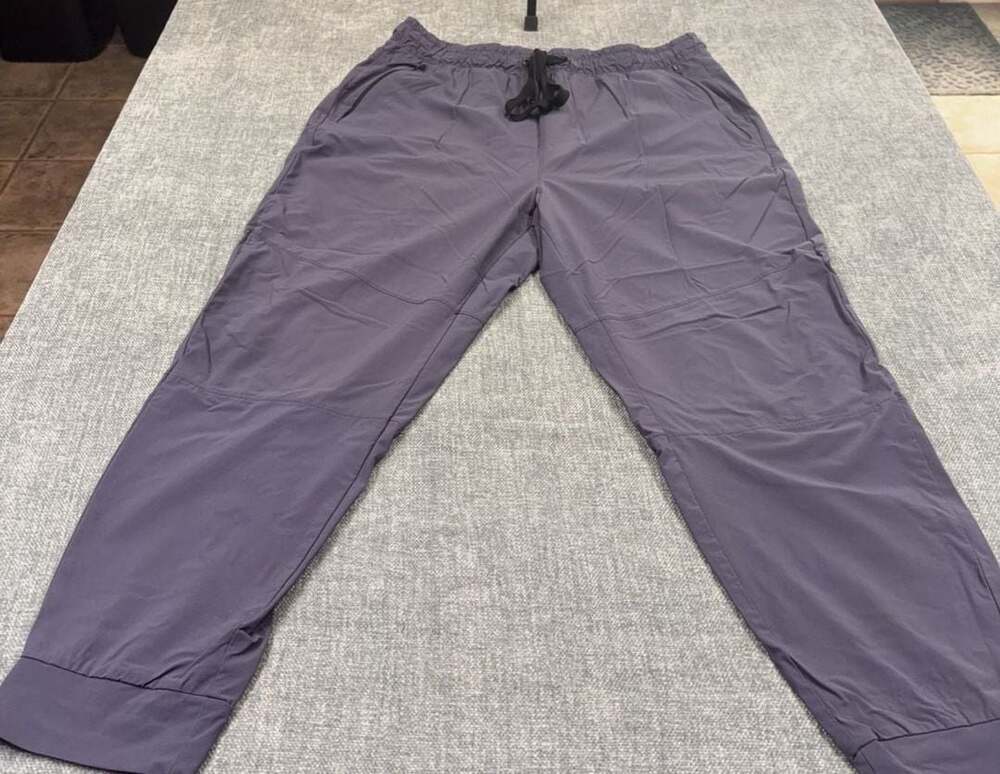 Aeropostale Jogger Pants XL Gray Nylon Spandex Athletic